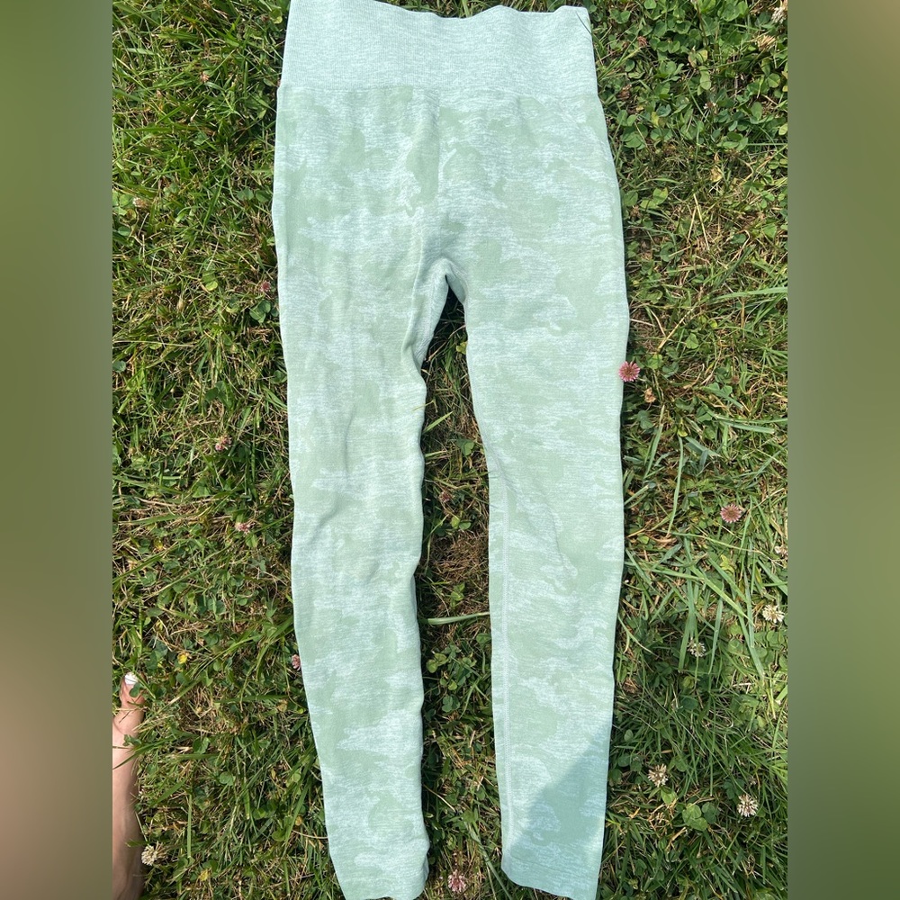 Fabletics workout leggings